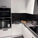Le Loft Avec Jacuzzi Privatif - Domaine Aux Charmes D'ethan - Piscine En Option アパート Hannut