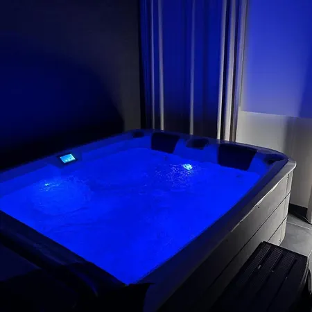 Appartement Le Loft Avec Jacuzzi Privatif - Domaine Aux Charmes D'ethan