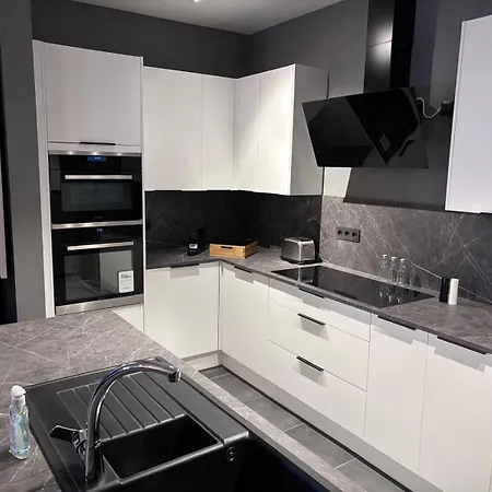 Le Loft Avec Jacuzzi Privatif - Domaine Aux Charmes D'ethan Apartment *